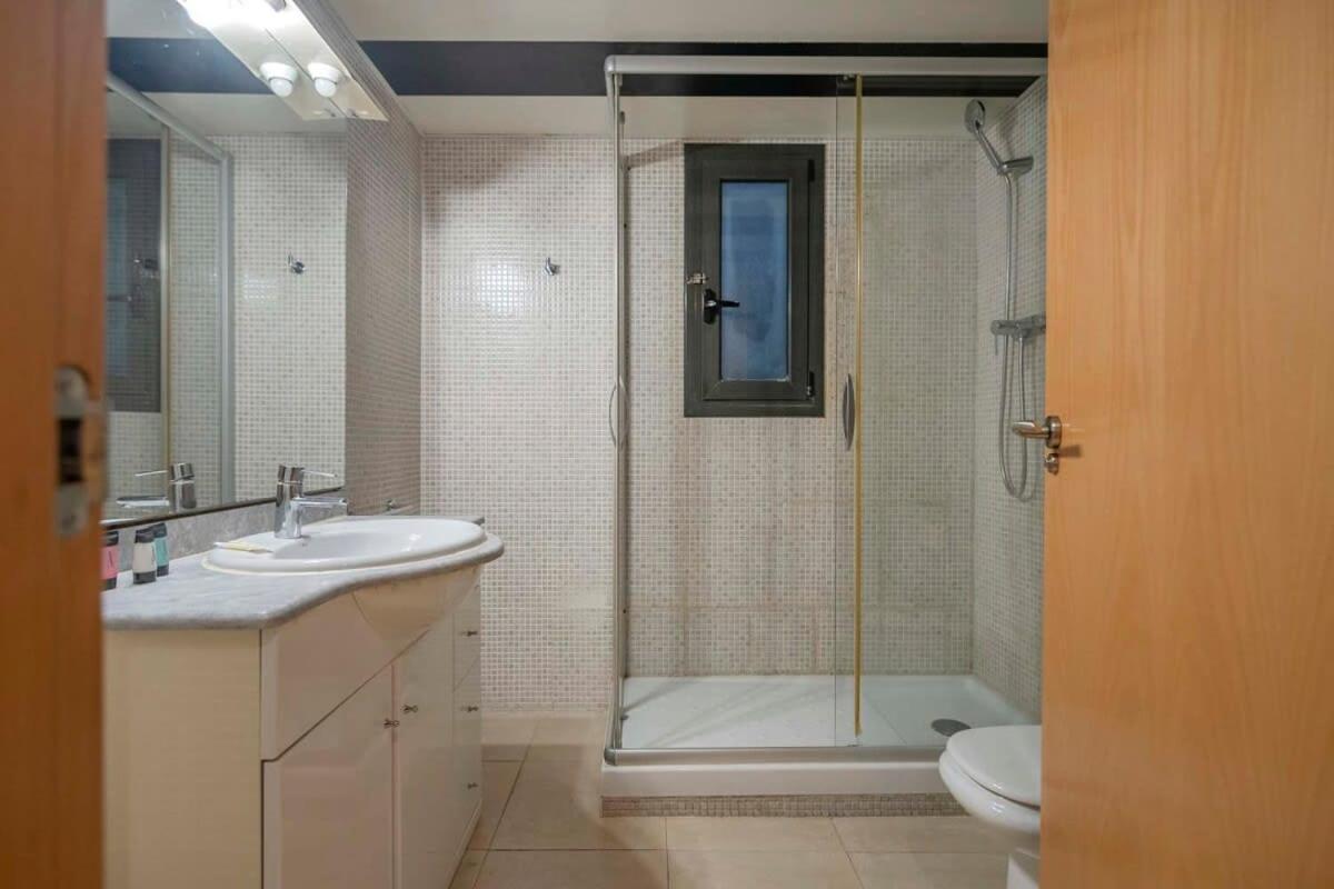 Modern&bright Duplex In Eixample 4-3