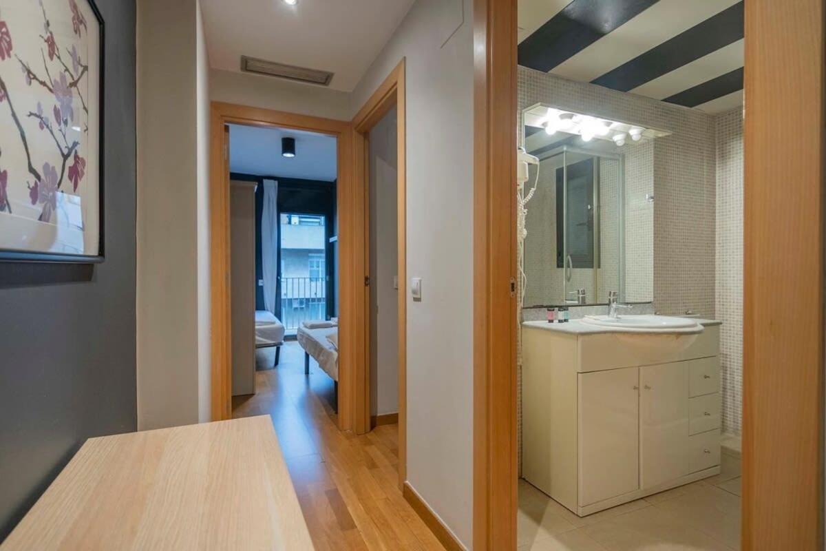 Modern&bright Duplex In Eixample 4-3