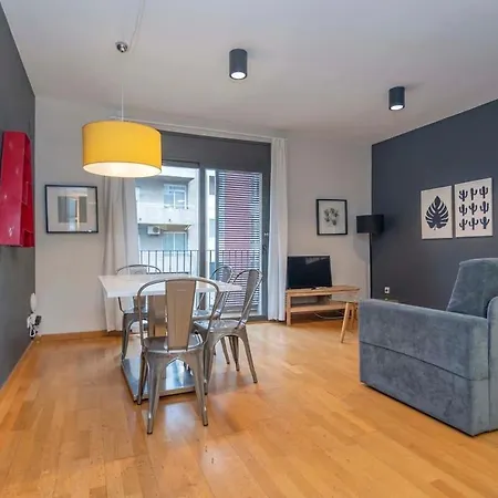 2 Bedroom Duplex Apartment With Balcony 4-3 Barcelona Exterior photo