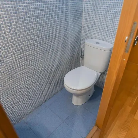 2 Bedroom Duplex Apartment With Balcony 4-3 Barcelona Exterior photo