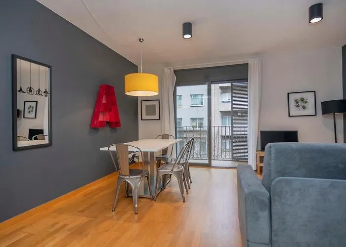 2 Bedroom Duplex Apartment With Balcony 4-3