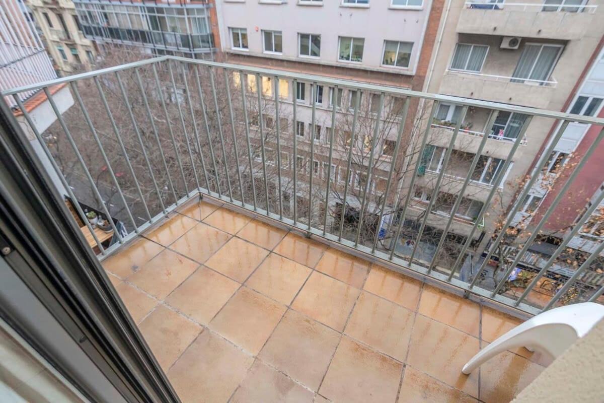 Apartment 2 Bedroom Duplex With Balcony 4-3