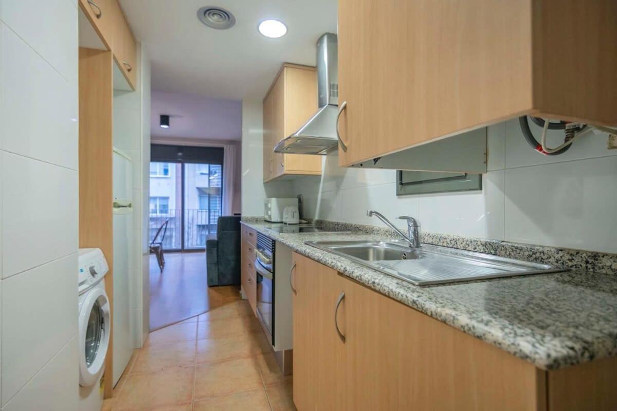 Apartment 2 Bedroom Duplex With Balcony 4-3